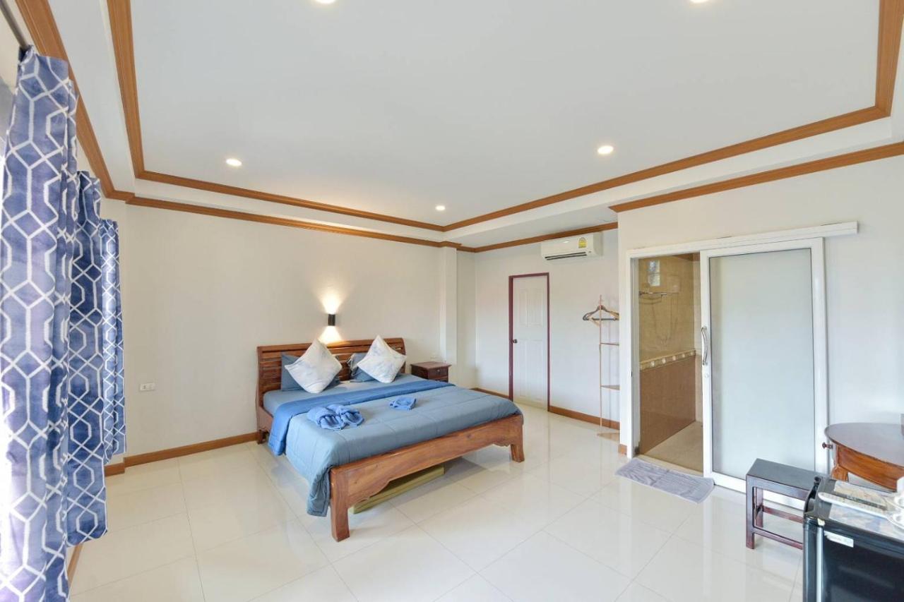 Hotel Baan Virog Koh Larn Exterior foto